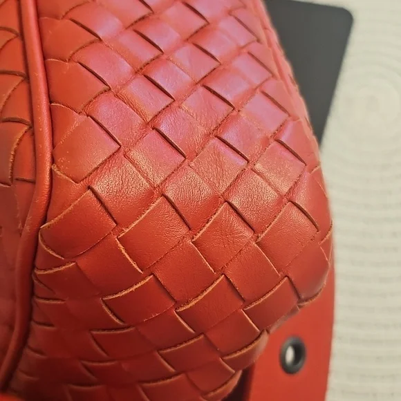 Bottega Veneta Red Crossbody Leather Bag With Original Dustbag - Picture 9 of 13